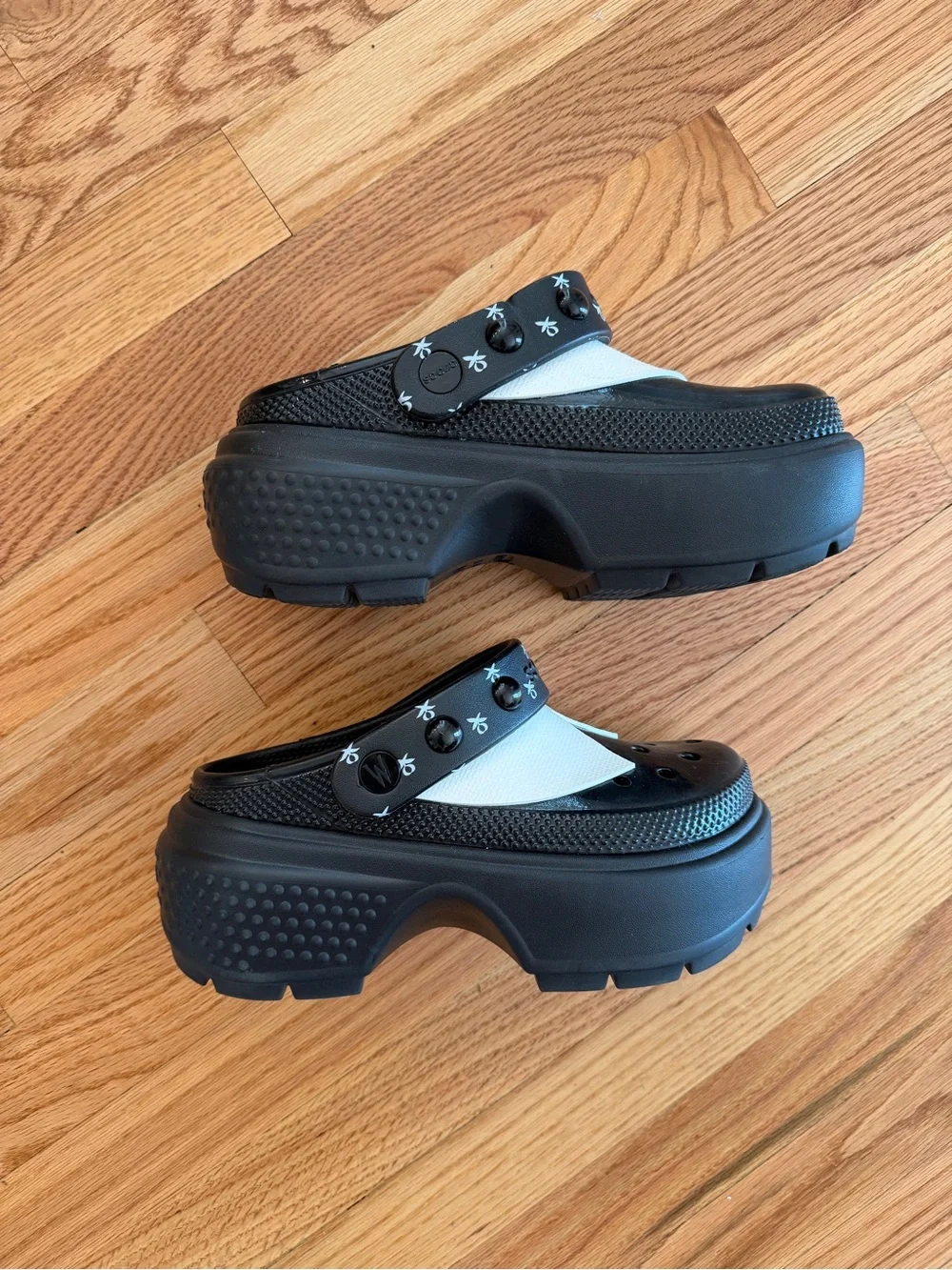 Wednesday Crocs - Picture 3 of 5